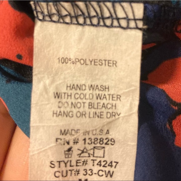 RUNWAY STORY BEAUTIFUL BLUE FLORAL HIGHLOW WITH WRAP STYLE FRONT BLOUSE SIZE M - Picture 11 of 11